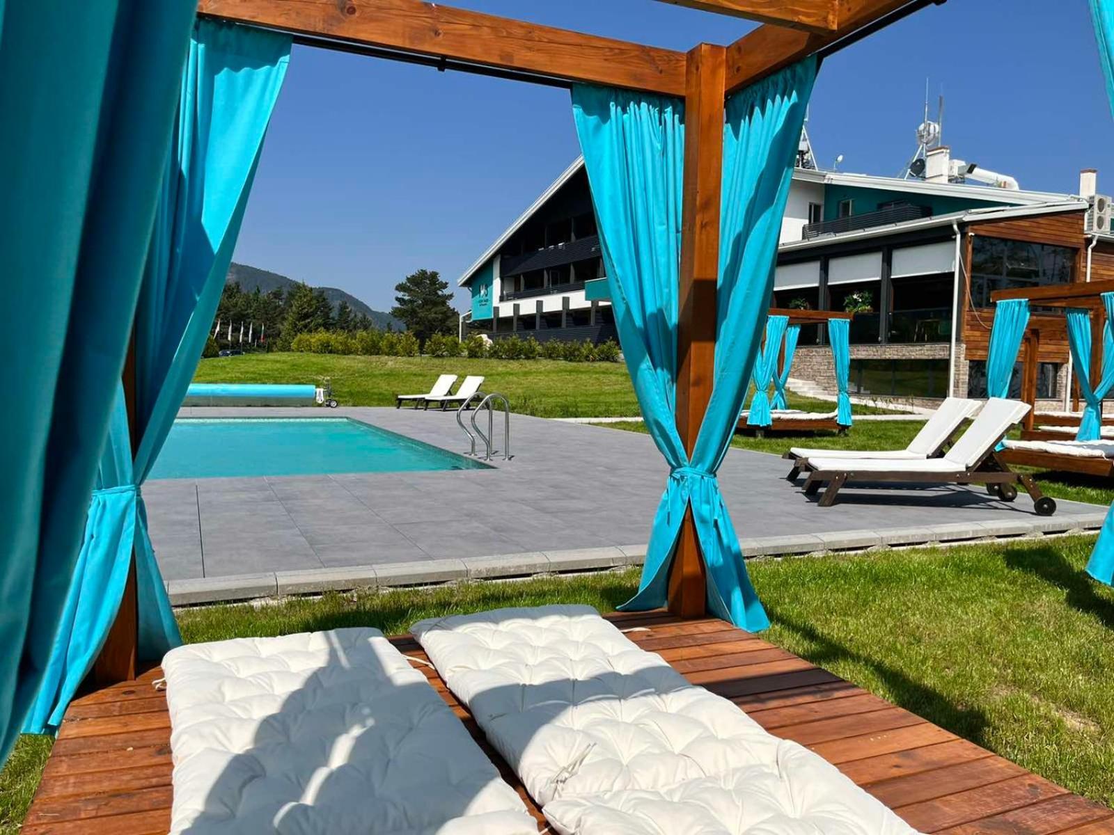 103 View Park Hotel Panichishte Buitenkant foto
