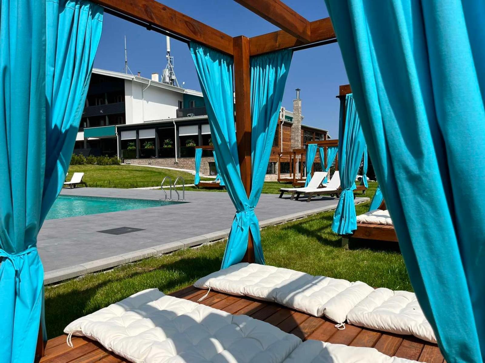 103 View Park Hotel Panichishte Buitenkant foto